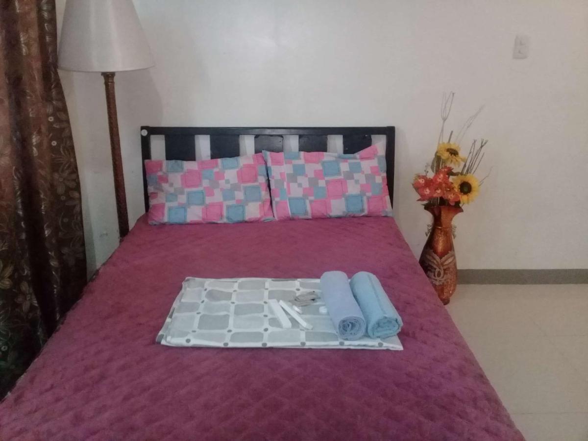 Ekonumi Rooms At Moonwalk Paranaque Paranaque City Buitenkant foto