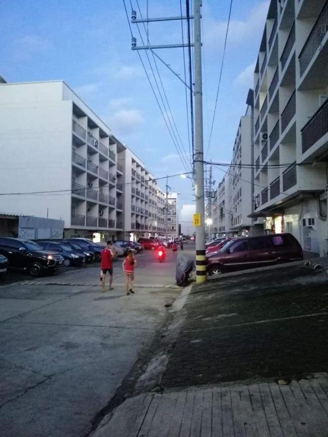 Ekonumi Rooms At Moonwalk Paranaque Paranaque City Buitenkant foto