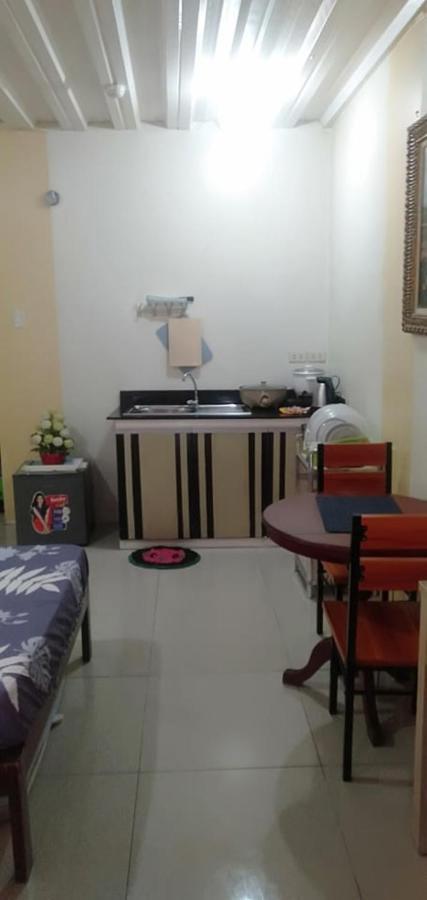 Ekonumi Rooms At Moonwalk Paranaque Paranaque City Buitenkant foto
