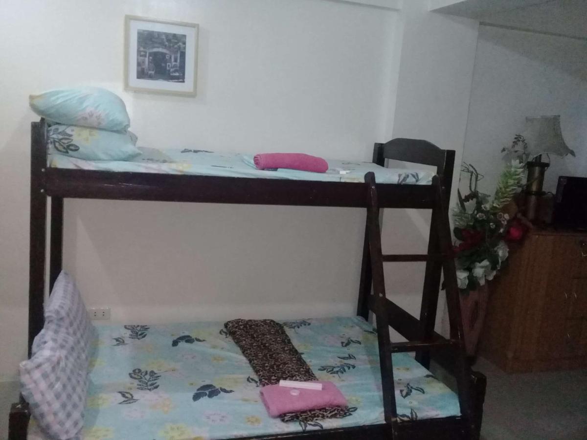 Ekonumi Rooms At Moonwalk Paranaque Paranaque City Buitenkant foto