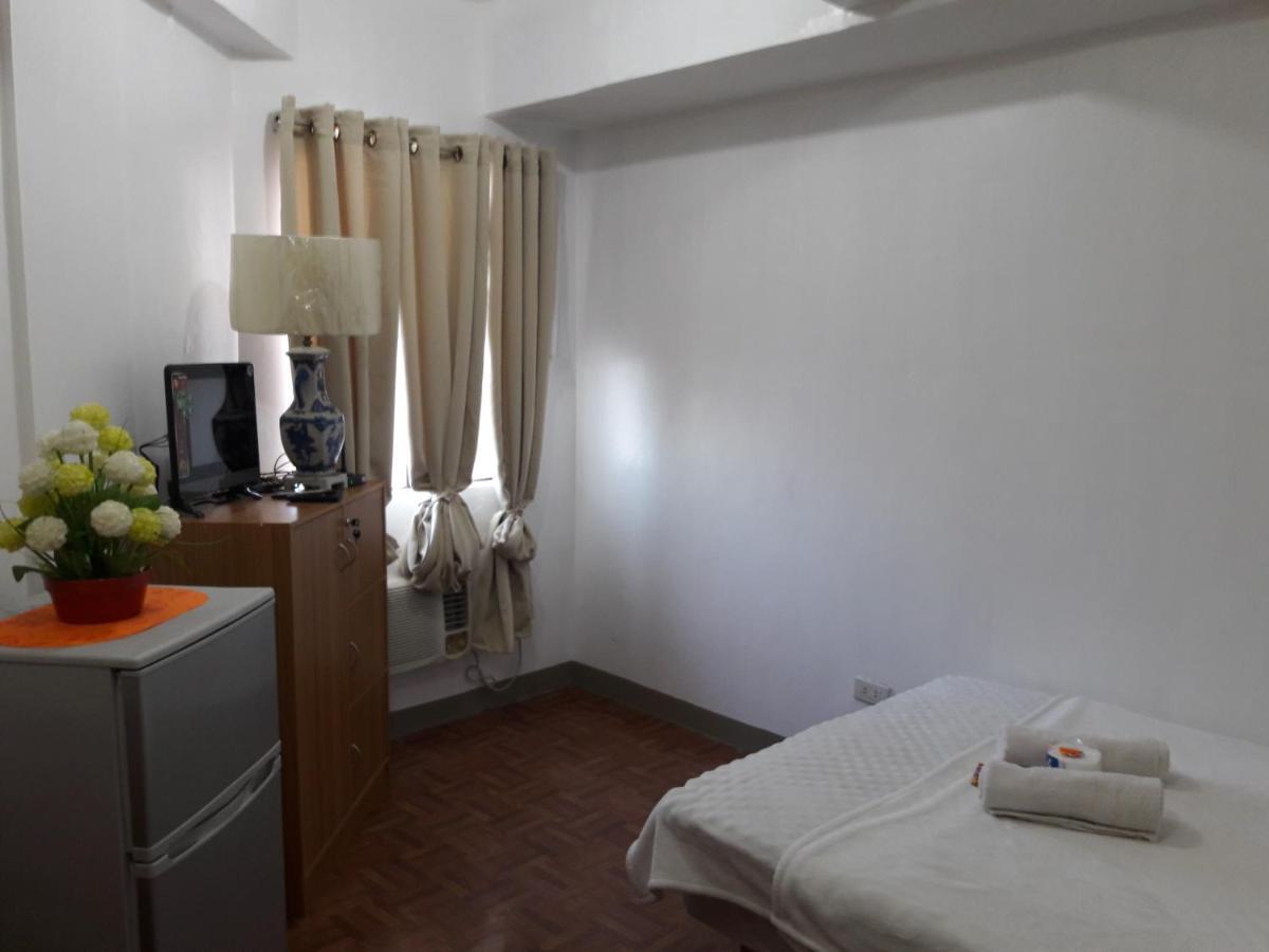 Ekonumi Rooms At Moonwalk Paranaque Paranaque City Buitenkant foto