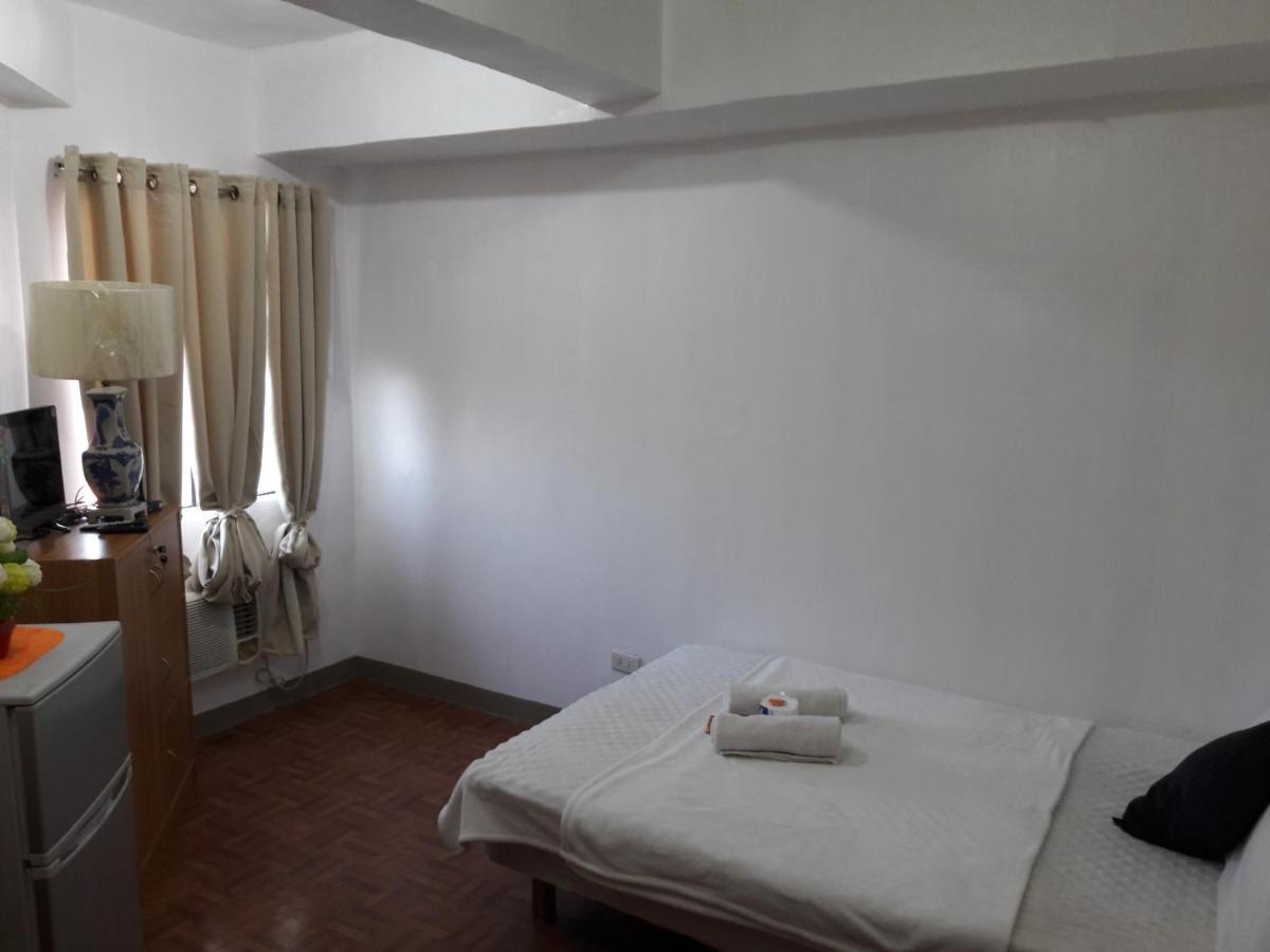 Ekonumi Rooms At Moonwalk Paranaque Paranaque City Buitenkant foto